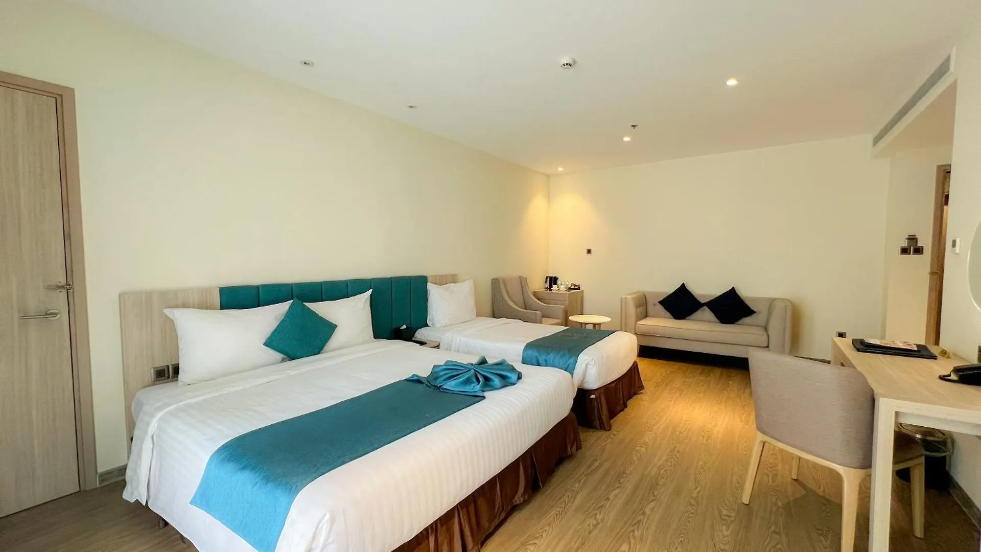 *****  The Art Nest Hotel Nha Trang Vietnam